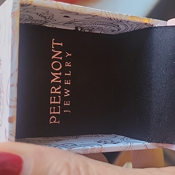 NIB Peermont Rose Gold Ring size 6. - Picture 7 of 7